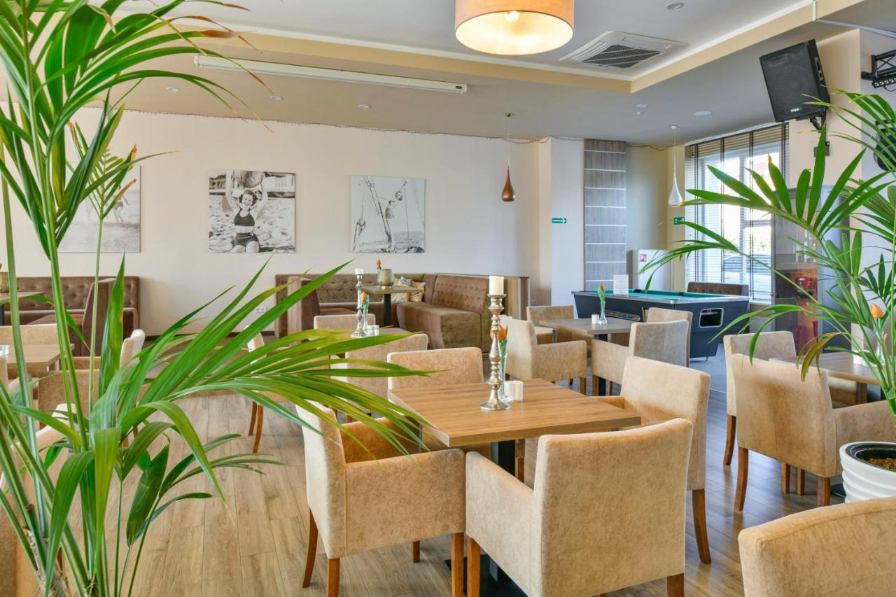 אוסטרוני מורסקי Alka Sun Resort מראה חיצוני תמונה