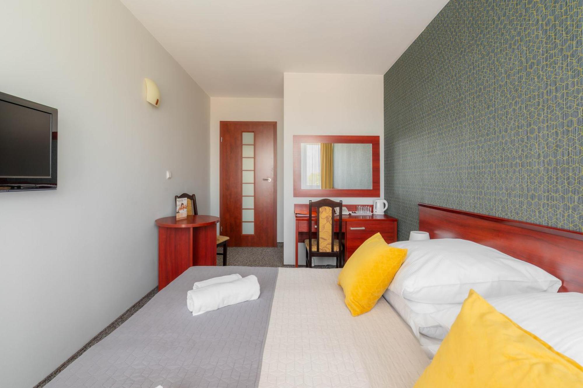 אוסטרוני מורסקי Alka Sun Resort מראה חיצוני תמונה
