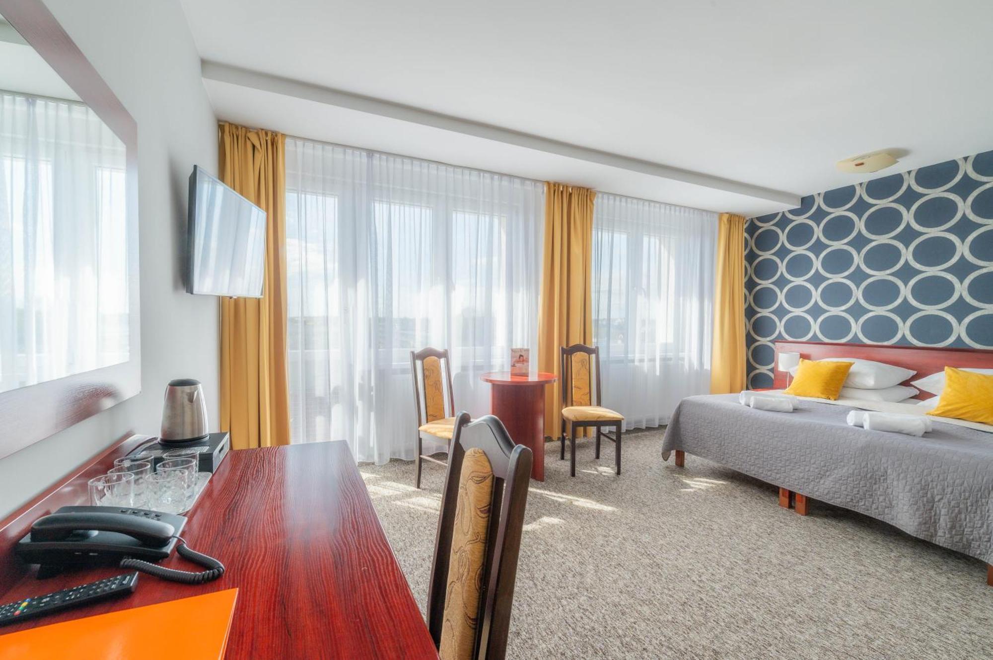 אוסטרוני מורסקי Alka Sun Resort מראה חיצוני תמונה